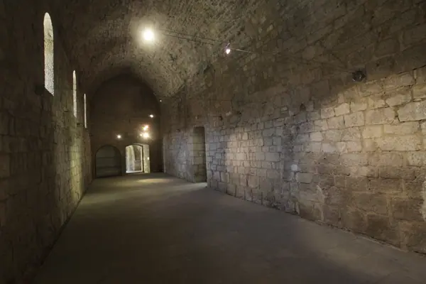 Canònica de Santa Maria (Vilabertran) · 03865