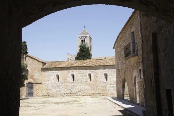 Canònica de Santa Maria (Vilabertran) · 03879