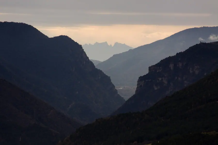 Poble, vistes i camí de Sant Nicolau