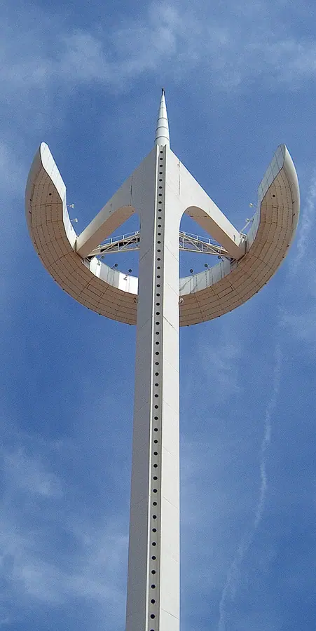 Montjuïc, Torre de Comunicacions