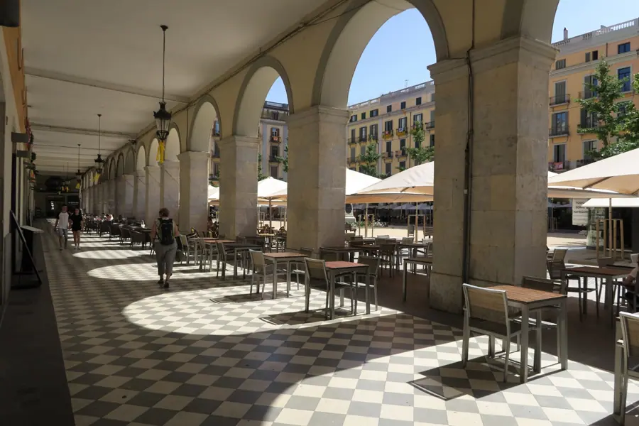 Riu Onyar i plaça de la Independència