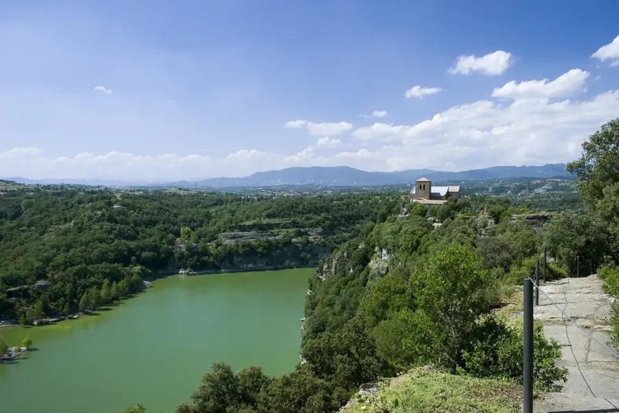 Monestir de Sant Pere de Casserres