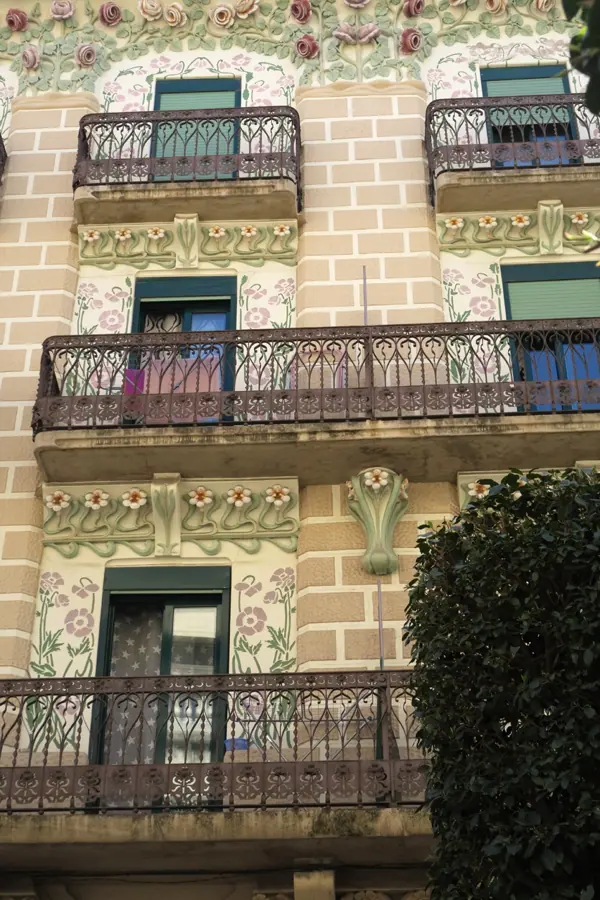 Cases Anguera i Abelló, plaça del General Prim